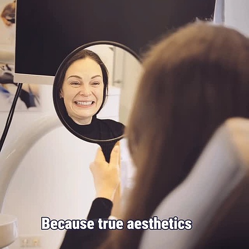 Our patient — herself a dentist — couldn’t be happier. Moments like this drive our work every day. Creating individual... Our patient — herself a dentist — couldn’t be happier. Moments like this drive our work every day. Creating individual...